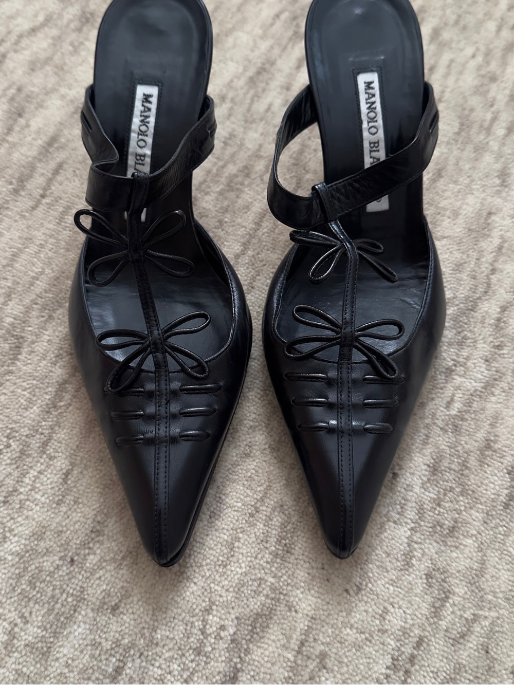 Vintage Manolo Blahnik black detailed mules heels - Picture 3 of 6